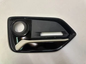 Honda Civic Front Left LH Fog Light Bumper Grill 2017 2018  2019 2020  2021 MK10 - Picture 1 of 3