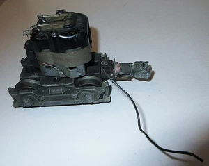 LIONEL #622-100 MOTOR & 622-142,NW2 POWER TRUCK,USED IN 622/623/624/6220/6258 - Picture 1 of 5