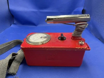 Detector de radiación contador Geiger Victoreen CD V-700 Foto 1 de 4