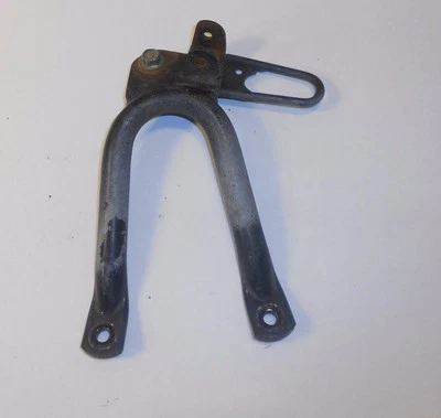 SOPORTE ESTRIBA TRASERA DERECHA YAMAHA FZR600R 5 3HE-2742L-01-00 FZR 600 R 89 - 99  Foto 1 de 4