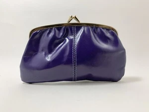 Vintage 1960s Purple Faux Patent Leather Coin Purse Gold Toned Frame Kiss Clasp - Picture 1 of 16