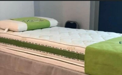 Materasso in lattice naturale 100% con certificazione - Immagine 1 di 3