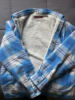 Chaqueta Camisa Sherpa de Franela Forrada Supreme SS23 Talla Mediana Foto 1 de 4