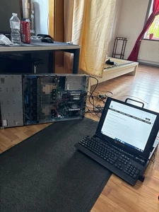 Serveur HP ProLiant DL380 Gen9 - 44 cœurs / 256 Go RAM / 88 To - État comme Neuf - Afbeelding 1 van 15