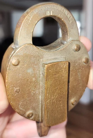 ANTIQUE WILSON BOHANNAN #81 CO MARKED S.R. BRASS PADLOCK LOCK BROOKLYN NY NO KEY Cover