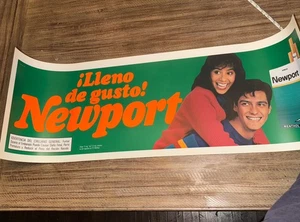 "Letrero publicitario de cigarrillo de tabaco Newport 38,5"" de largo x 12,75"" de plástico rígido" - Imagen 1 de 7