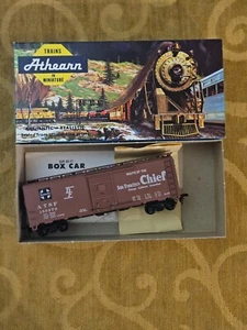 HO Athearn Trains in Miniature Blue Box 5018 ATSF San Francisco Chief 40 FT Box - Picture 1 of 2