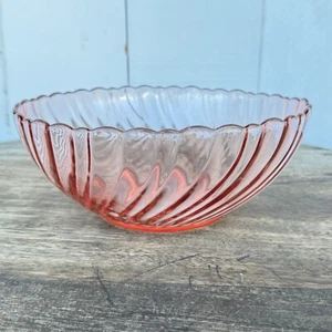 Arcoroc Frankreich Rosa Depression Glas 9" Große Wirbel Schüssel - Bild 1 von 4