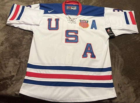 Vintage Rare Nike Team USA Olympic Hockey Jersey Zach Parise #9 Cover