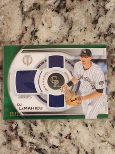 2019 Topps Tribute Tribute Triple Relics Green /99 DJ LeMahieu #TTR-DL - Bild 1 von 2