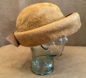 Betmar Mystere Vintage plush tan cloche hat bow women's low nap fur - Picture 1 of 10