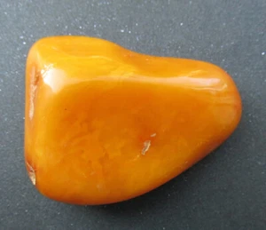 Natural Antique Genuine Butterscotch Egg Yolk Baltic Amber Stone 30.4g. - Picture 1 of 7