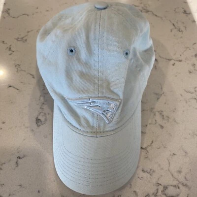 Женская регулируемая шляпа Reebok New England Patriots с вышитым логотипом синяя NFL - Изображение 1 из 4