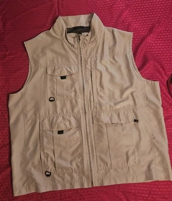 Big Sky Outfitters Mens Khaki Vest XXL Zips Big Pockets Fishing Hunting Hiking - Image 1 of 4