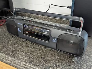 Sony CFS-W303 Radio Cassette Boombox Cinta de Doblaje De Colección 1989 Funciona Ver Fotos - Imagen 1 de 6