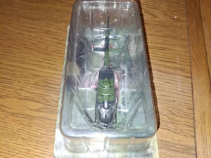 AMER COM*SEALED/MINT*HELICOPTER(1:72) EUROCOPTER EC 135(GERMANY) - Picture 1 of 3