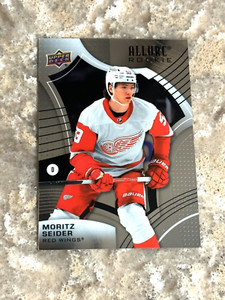 2021-22 Upper Deck Allure Moritz Seider #130 Detroit Red Wings