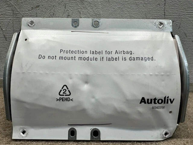 Airbag tablero derecho pasajero Volvo XC90 2010 10 FABRICANTE DE EQUIPOS ORIGINALES Foto 1 de 4