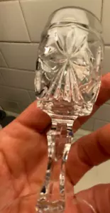 Cordiales pequeños de cristal de plomo vintage/vidrio de chupito vintage - Juego de 4 bonitos - Imagen 1 de 16