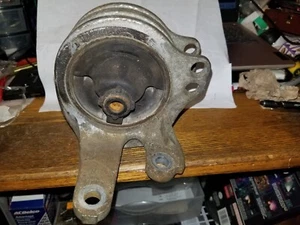 TRANSMISSION MOUNT W Bushing 2004-2011 Endeavor Galant ECLIPSE  3.8L Auto trans - Bild 1 von 7