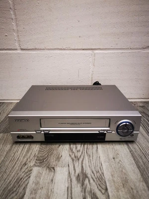 Daewoo Video Cassette Recorder - Grey - Unit Only (ST862P) No Remote - Image 1 of 4