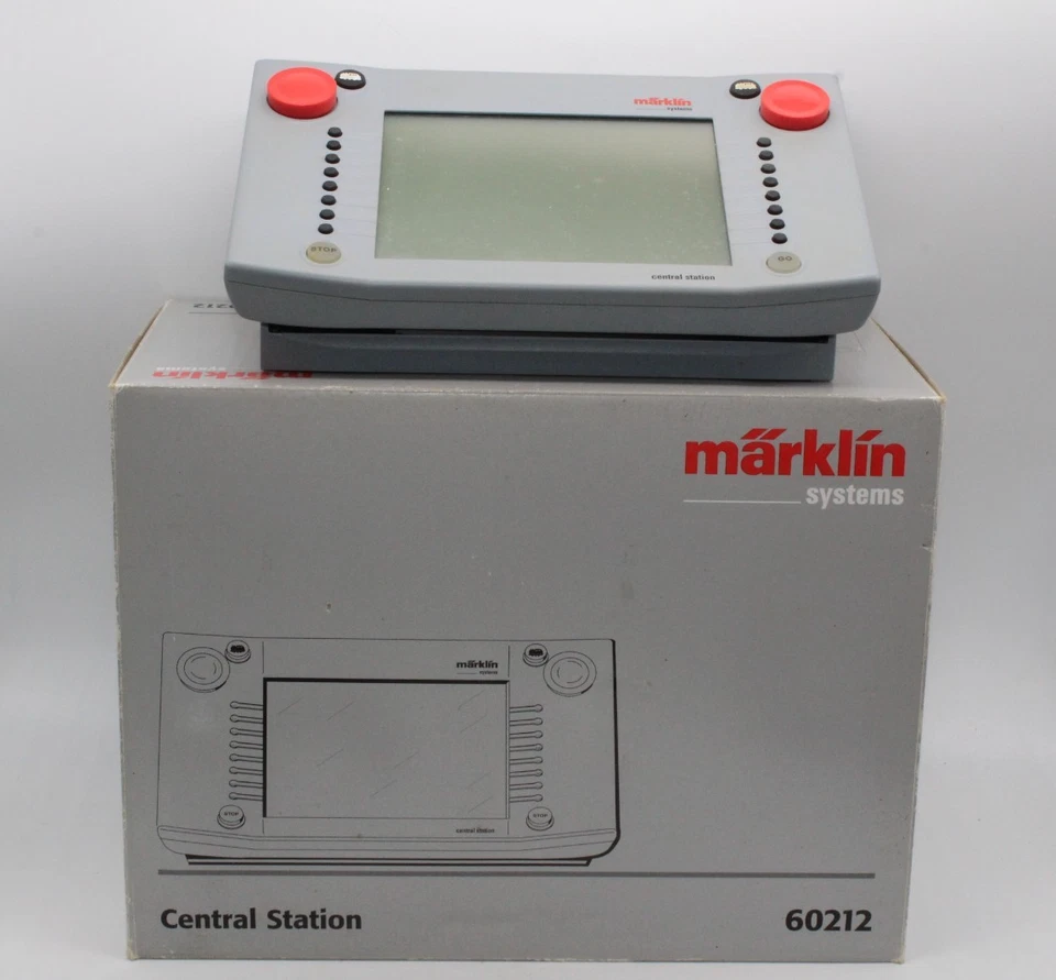 Märklin 60212 Central Station mit Zubehörkabel , Betriebsanleitung in OVP - Bild 1 von 4