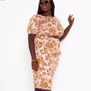 Lane Bryant 2 Piece Outfit Sz 22/24 Pink Crop Top High Waisted Skirt Midi NEW - Picture 1 of 13
