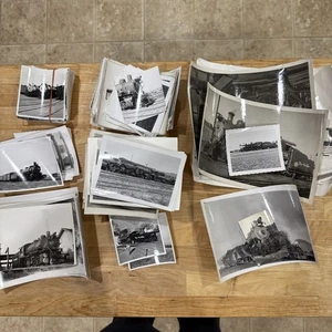 Grande lotto di treni ferrovia locomotiva a vapore in bianco e nero foto e negativi  - Foto 1 di 5