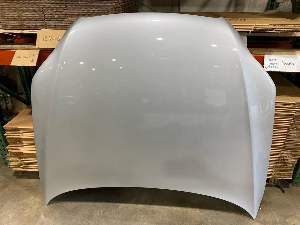 2007-2015 Audi Q7 Hood Ice Silver LX7W OEM (TL) - Image 1 of 4