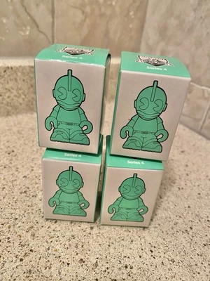 Lot Of (4) NIB Kidrobot Series 4 Super Mini Keychains - Image 1 of 4