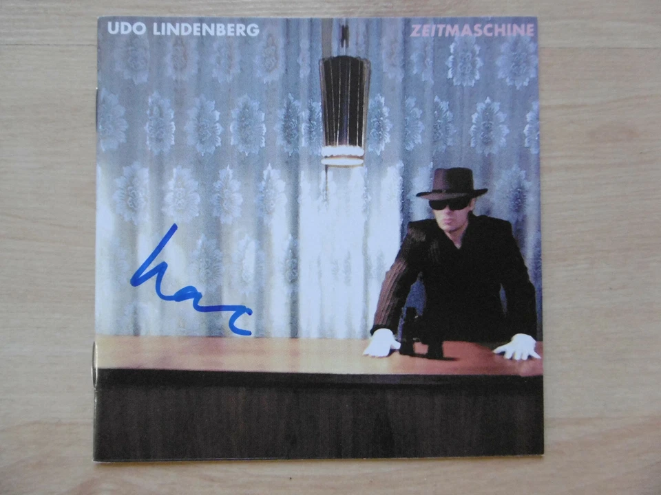 Udo Lindenberg Autogramm signed CD Booklet "Zeitmaschine" - Bild 1 von 1
