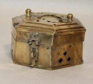 π―οΈ Scatola da cricket/incenso vintage ottagonale in ottone - Made in India - Foto 1 di 12