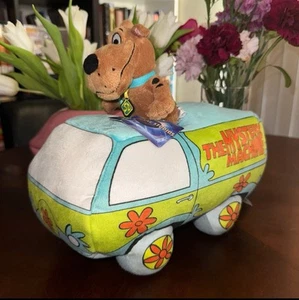 Scooby-Doo & the Mystery Machine Plush NWT Universal Studios Hollywood Iconic - Picture 1 of 12