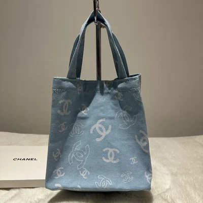 CHANEL BEAUTY GWP Gift Mini Tote Handbag.