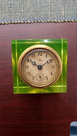 TOYO TOKEI Uranium Glass Antique Table Clock JUNK due to Not in Operation Cover