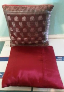 Red Loving Elephant Peacock Throw Pillow Cushion, Set of 2 - Picture 1 of 4