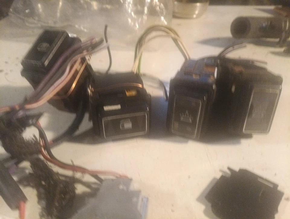 Jaguar Xj6 1984 unidad de control de tablero central para interruptor de gasolina y calor, etc. Foto 1 de 4