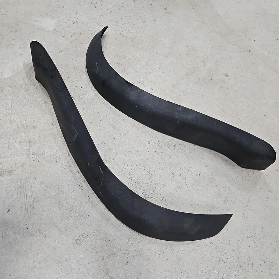 Juego de aletas de guardabarros delantero Polaris Sportsman 700 2002 OEM 5431798-070 5431799-070 Foto 1 de 4