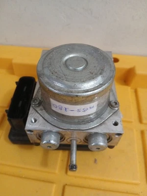 Nissan Rogue 2009 ABS módulo de bomba de freno antibloqueo Foto 1 de 3