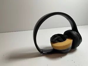 Beats By Dre-Solo 3-Damaged-Ear Pads Need Refurbing-Comes With Cover-WorkPerfect - Picture 1 of 3