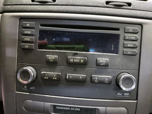 Audio Equipment Radio Am-fm-stereo-cd Player Opt UN0 Fits 05-06 COBALT 1229422 - Picture 1 of 8