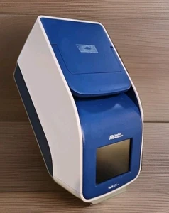 Ciclador térmico Applied Biosystems Veriti 96-Well 2016 modelo 9902 - Imagen 1 de 10