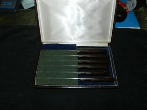 Vintage Set of 6 Penny's Fashion Manor Steak Knives Wood Handle - Picture 1 of 5