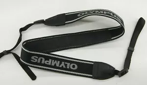 Olympus - Cinturino per fotocamera in nylon nero largo 1,5"" con anello 1/2"" - usato - P25C - Foto 1 di 2