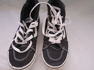 Vans Youth Size 4 Hi Top Black & White Shoes Sneakers Kids Unisex - Picture 1 of 5