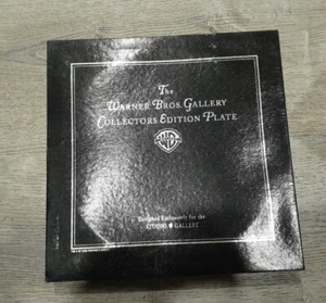 Warner Bros. Gallery Collectors Edition Teller - Wonder Woman #322 aus 2.500 - Bild 1 von 4
