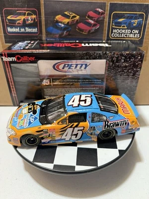 KYLE PETTY #45 GEORGIA PACIFIC GARFIELD 2003 Team Caliber 1/24 Nascar 压铸 — 第 1/4 张图片