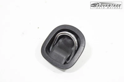 Chevrolet Equinox 2018-25 maletero trasero cuarto panel de moldura gancho de amarre OEM Foto 1 de 4