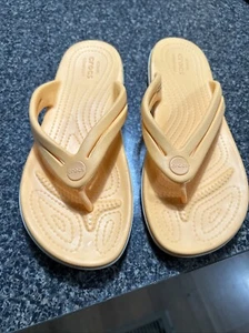 Women’s Croc Crocband Orange Sorbet Flip Flops Size 6 - Picture 1 of 5
