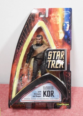 Art Asylum Star Trek Wave 3 Klingon Warrior Kor with Disruptor & Dagger Cover
